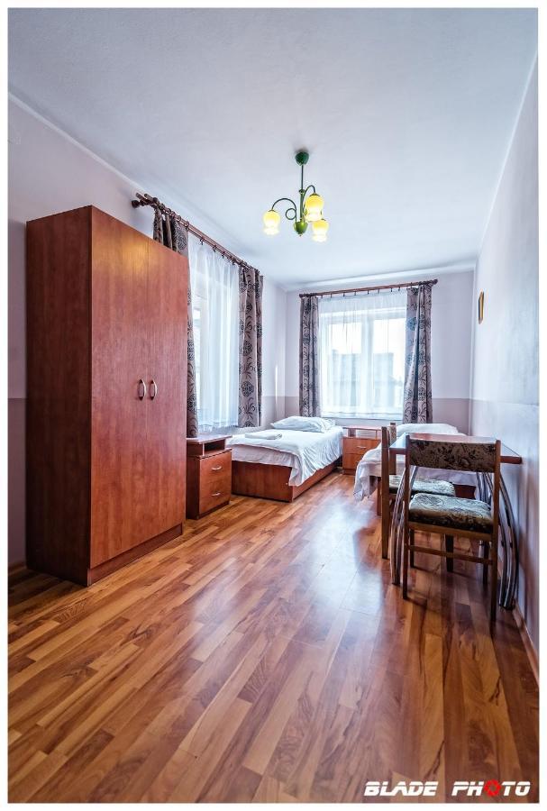 Hotel Warka Ngoại thất bức ảnh