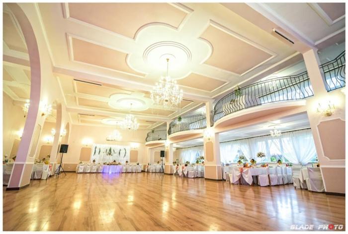 Hotel Warka Ngoại thất bức ảnh