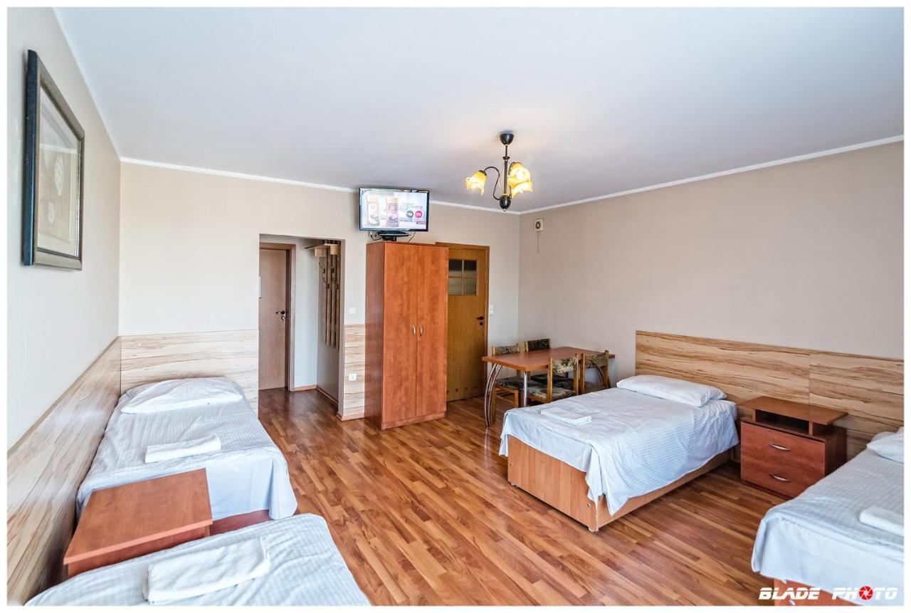 Hotel Warka Ngoại thất bức ảnh